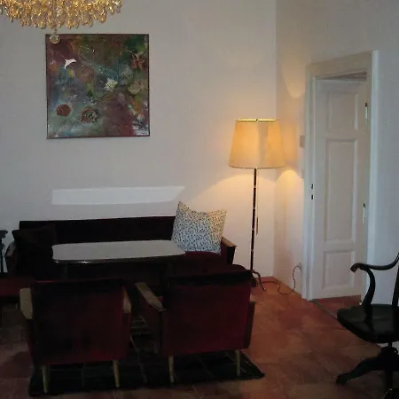 Herrenhaus *
