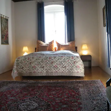 Herrenhaus *