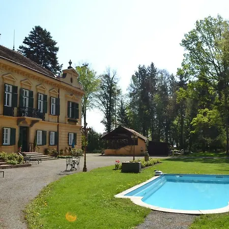 Herrenhaus Gasthof *