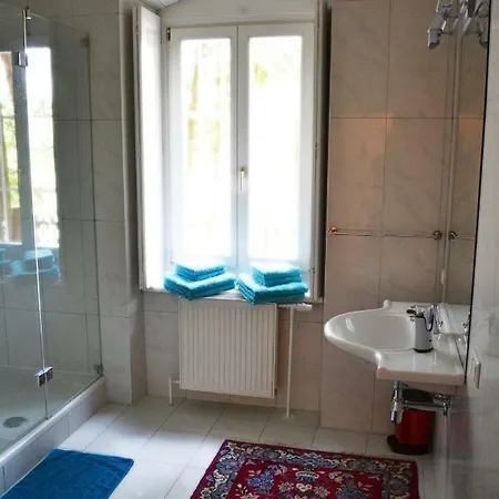 Herrenhaus * Burgau