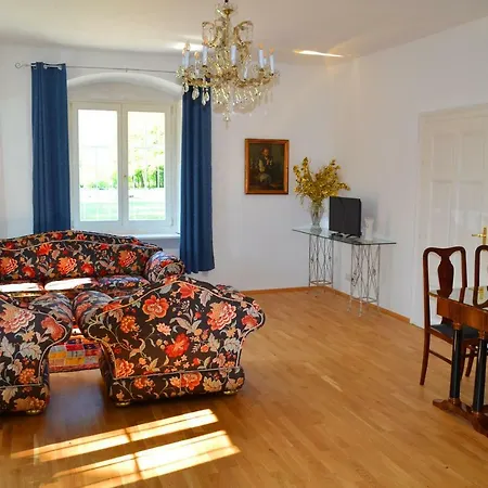 Gæstehus Herrenhaus Burgau